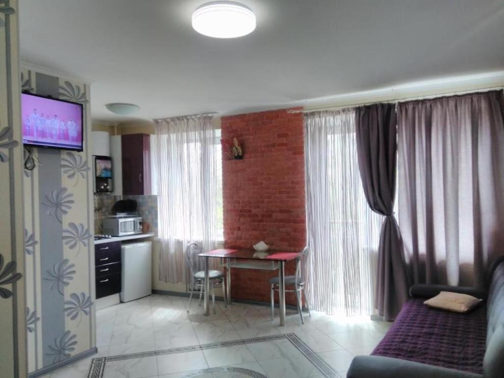 On 8 Marta Apartment *